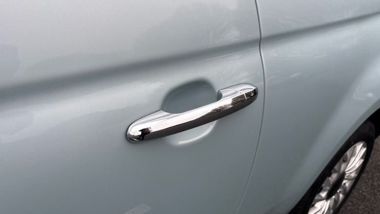 Fiat 500 1.0 Mild Hybrid Dolcevita [Part Leather] 3dr Petrol Hatchback